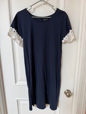 Lilly Pulitzer Navy Scoop Neck Tee with Gold Logo
